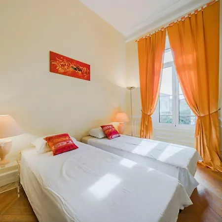 Wdf Bourgeois 2 Bedrooms Heart Of Cannes!! *
